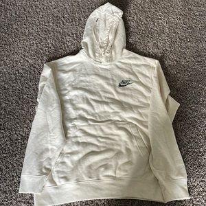 Men’s Nike hoodie ( Size medium)